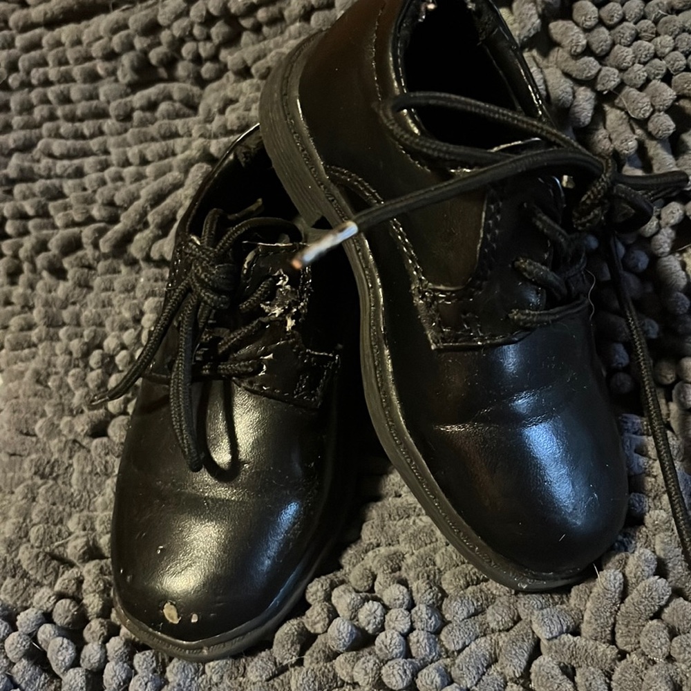 Toddler dress shoes